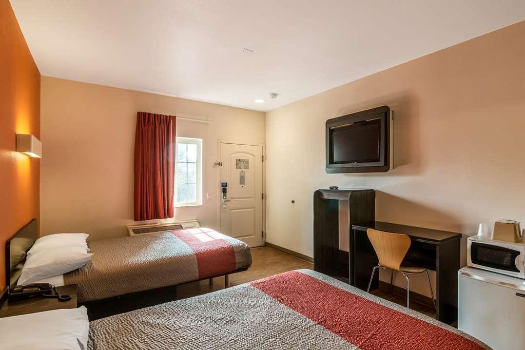 Motel 6 Bell Gardens Ruang foto