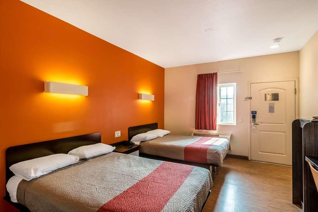 Motel 6 Bell Gardens Ruang foto