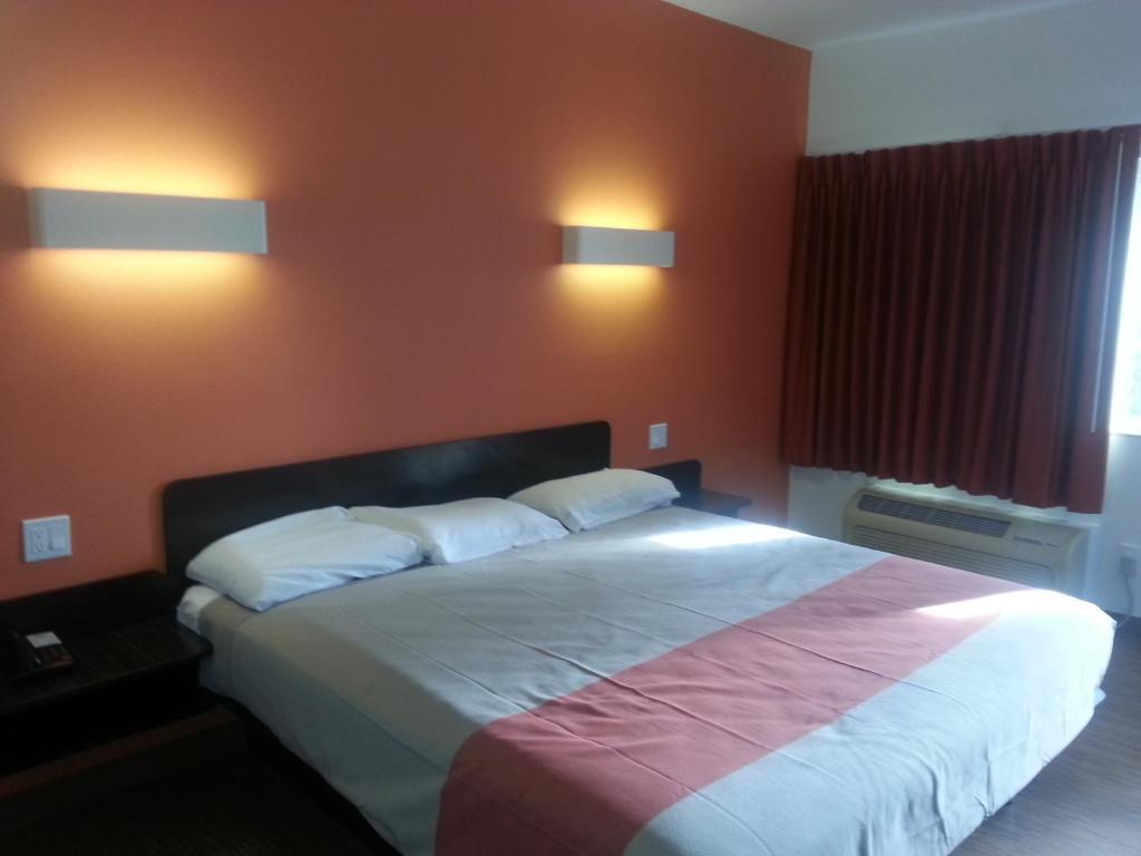 Motel 6 Bell Gardens Ruang foto